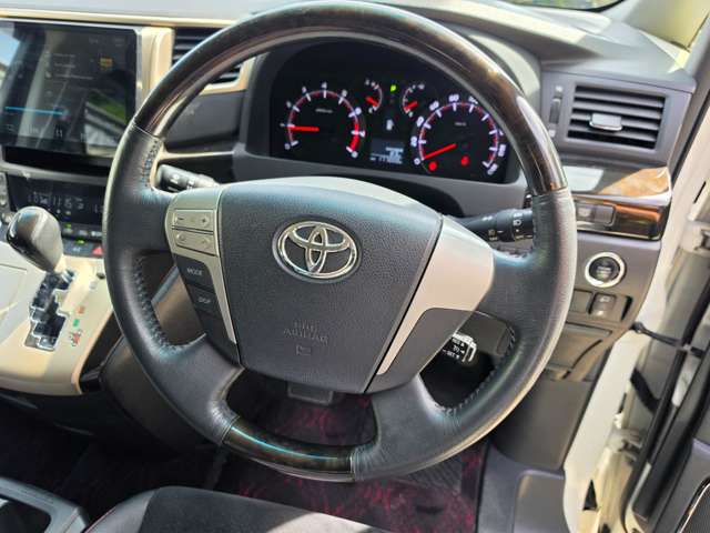 トヨタ ヴェルファイア ２．４Ｚ　ゴールデンアイズ H25年 (関東) 99
