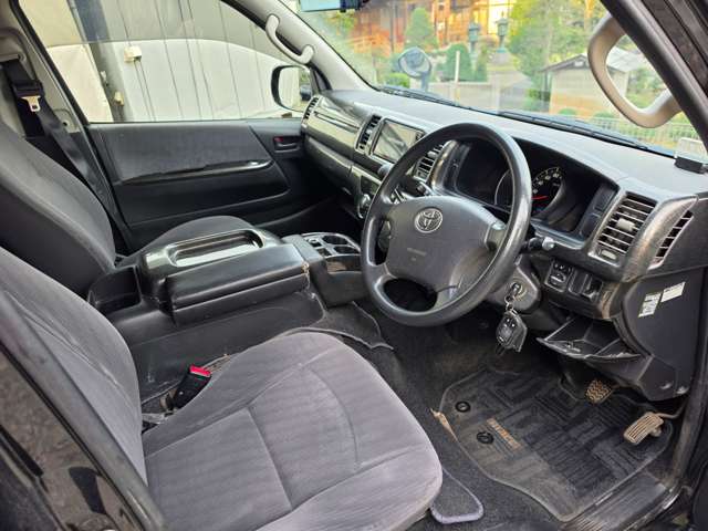 トヨタ ハイエースバン ２．０ スーパーＧＬ ロング H24年 (関東) 99