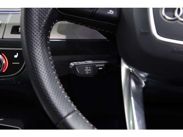 アウディ Ｑ７ ２．０ ＴＦＳＩ クワトロ Ｓラインパッケージ ４ＷＤ H30年 (関東) 99