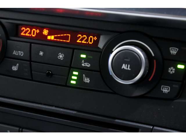 ＢＭＷ Ｘ３ Ｘドライブ２８Ｉ Ｍスポーツパッケージ ４ＷＤ H24年 (関東) 99