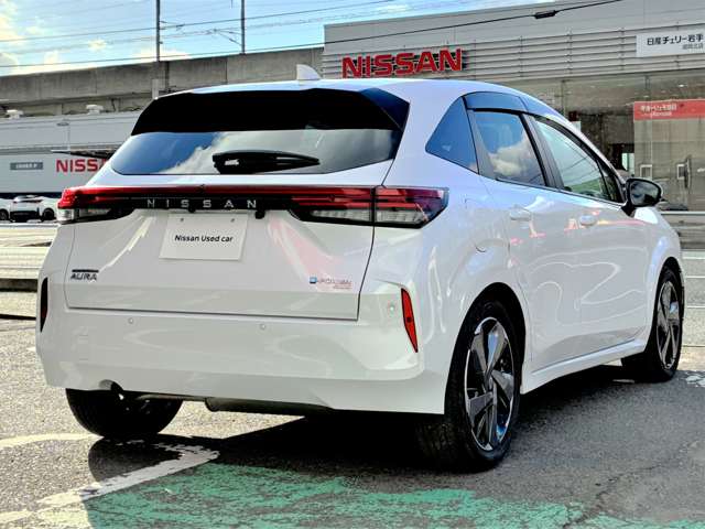 日産 ノートオーラ １．２ Ｇ ＦＯＵＲ レザーエディション ４ＷＤ R4年 (東北) 99