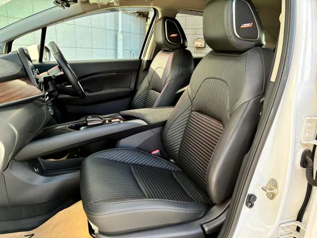 日産 ノートオーラ １．２ Ｇ ＦＯＵＲ レザーエディション ４ＷＤ R4年 (東北) 99