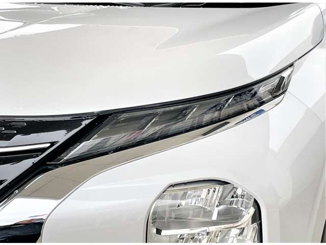 三菱 アウトランダーＰＨＥＶ ＰＨＥＶ ２．４ Ｇ ４ＷＤ R4年 (東北) 99