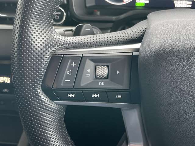 三菱 アウトランダーＰＨＥＶ ＰＨＥＶ ２．４ Ｇ ４ＷＤ R4年 (東北) 99