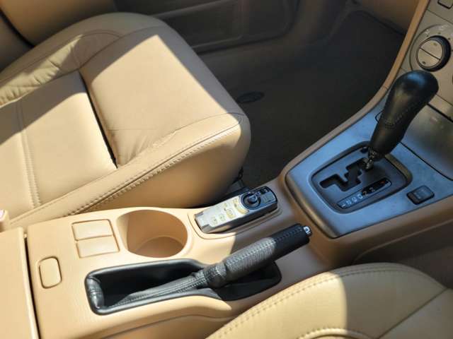 スバル フォレスター ２．０ Ｘ２０ Ｌ．Ｌ．ＢＥＡＮ エディション ４ＷＤ H15年 (関東) 99