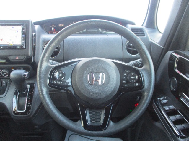 ホンダ Ｎ　ＢＯＸ カスタム ６６０ Ｌ R4年 (関東) 99