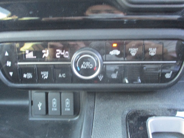 ホンダ Ｎ　ＢＯＸ カスタム ６６０ Ｌ R4年 (関東) 99