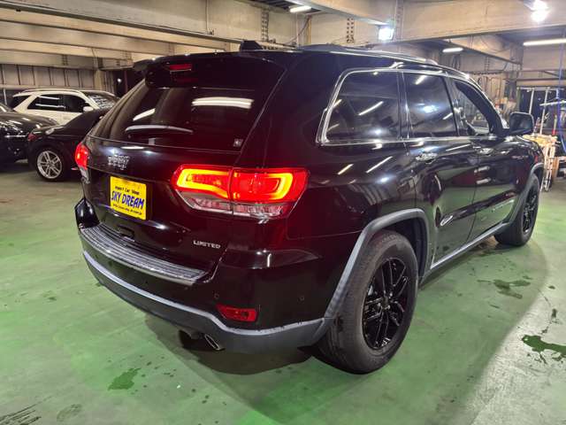 ジープ グランドチェロキー リミテッド ４ＷＤ H29年 () 99