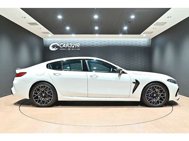 ＢＭＷ Ｍ８グランクーペ コンペティション ４ＷＤ R3年 () 99