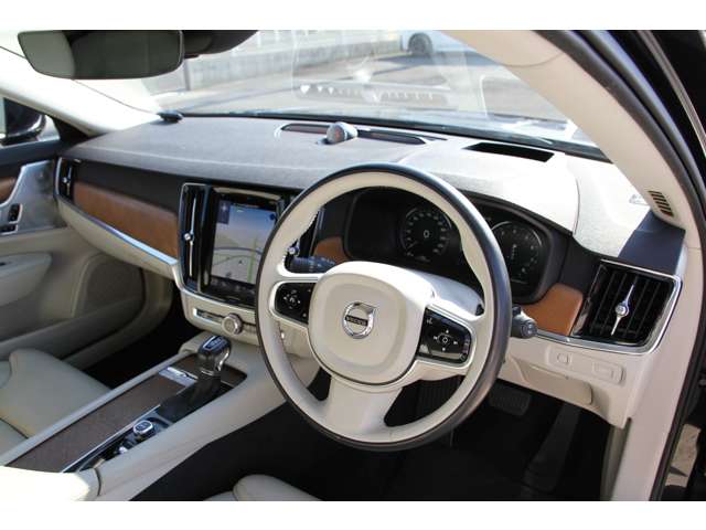 ボルボ Ｖ９０ Ｔ６ ＡＷＤ インスクリプション ４ＷＤ H29年 (関東) 99