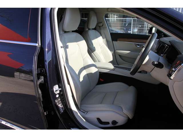 ボルボ Ｖ９０ Ｔ６ ＡＷＤ インスクリプション ４ＷＤ H29年 (関東) 99