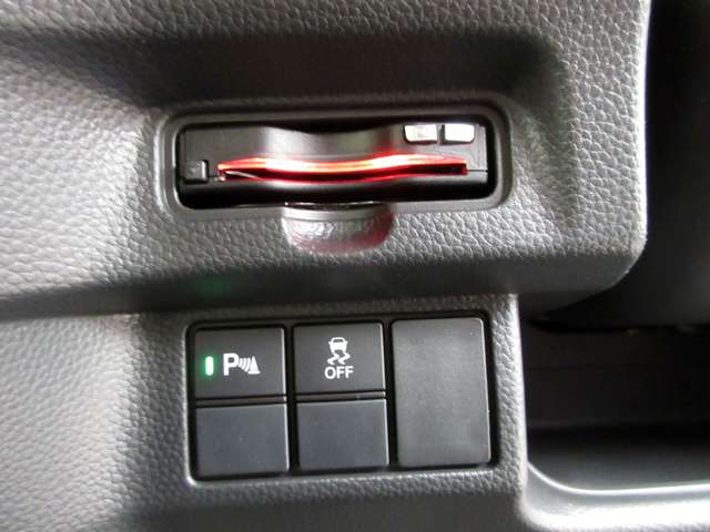 ホンダ Ｎ　ＢＯＸ ６６０ Ｌ ターボ R3年 (関東) 99