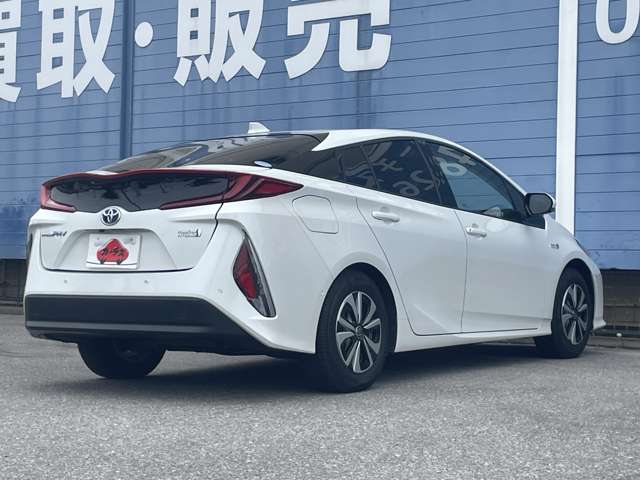 トヨタ プリウスＰＨＶ １．８ Ａ プレミアム R2年 () 99