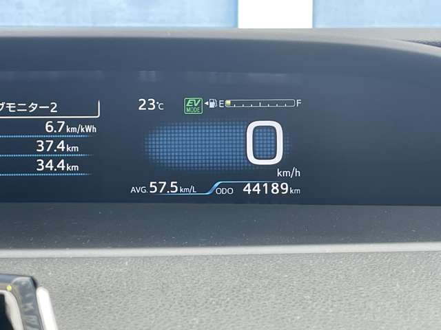 トヨタ プリウスＰＨＶ １．８ Ａ プレミアム R2年 () 99