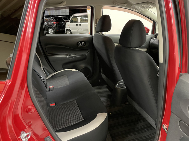 日産 ノート １．２Ｘ Ｖセレクション＋セーフティＩＩ H28年 () 99