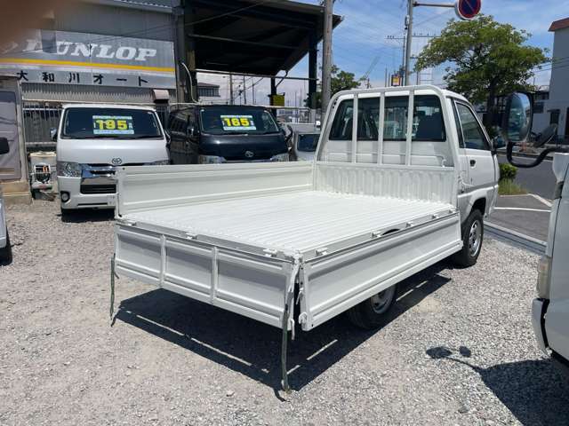 トヨタ タウンエーストラック １．８ ＤＸ シングルジャストロー スチールデッキ 三方開 ４ＷＤ H15年 (近畿) 99