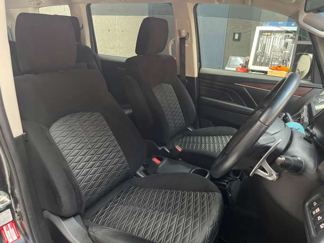 三菱 デリカ　Ｄ：５ ２．２ Ｐ ディーゼルターボ ４ＷＤ R4年 () 99