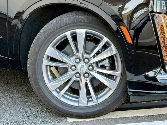 キャデラック ＸＴ６ プラチナム ４ＷＤ R8年 () 99