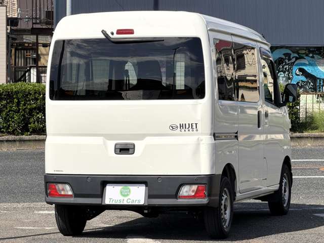 ダイハツ ハイゼットカーゴ ６６０ デラックス R4年 (近畿) 99