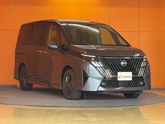 日産 セレナ １．４ Ｅ－ＰＯＷＥＲ ハイウェイスターＶ R8年 (近畿) 99
