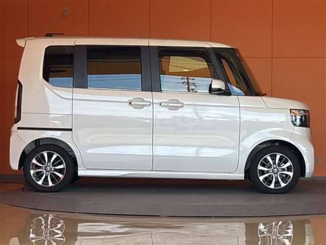 ホンダ Ｎ　ＢＯＸ カスタム ６６０ R7年 (近畿) 99