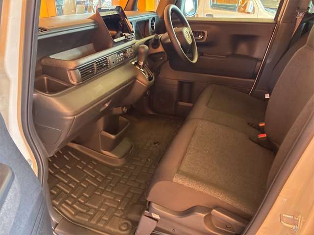 ホンダ Ｎ　ＢＯＸ カスタム ６６０ R7年 (近畿) 99