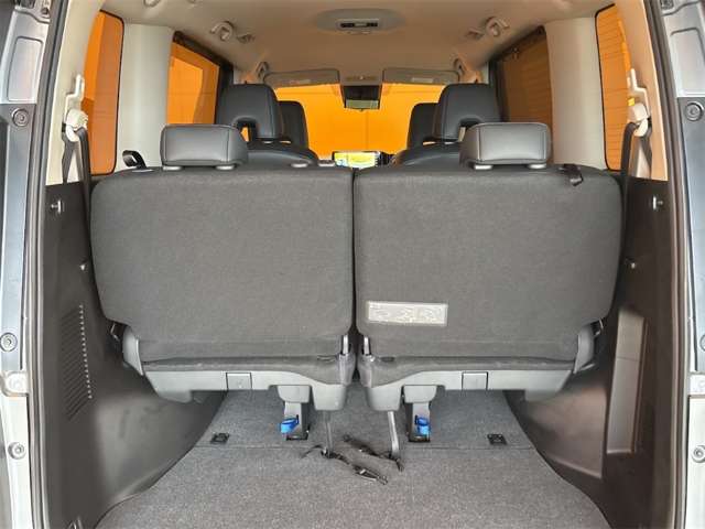 日産 セレナ １．４ Ｅ－ＰＯＷＥＲ ルキシオン R6年 (近畿) 99