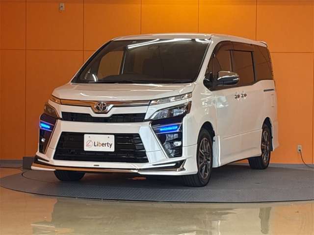 トヨタ ヴォクシー ２．０ ＺＳ 煌ＩＩ R2年 (近畿) 99