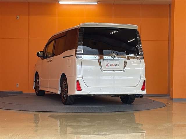 トヨタ ヴォクシー ２．０ ＺＳ 煌ＩＩ R2年 (近畿) 99