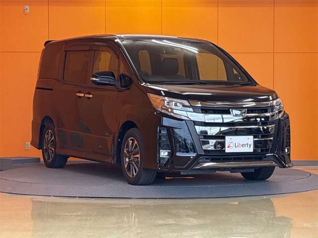 トヨタ ノア ２．０ ＳＩ ＷＸＢＩＩ R1年 (近畿) 99