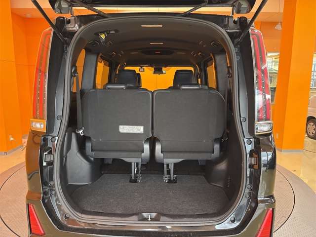 トヨタ ノア ２．０ ＳＩ ＷＸＢＩＩ R1年 (近畿) 99