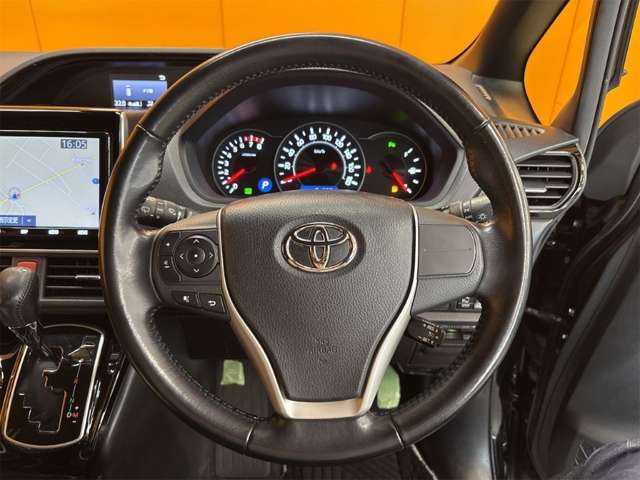 トヨタ ノア ２．０ ＳＩ ＷＸＢＩＩ R1年 (近畿) 99