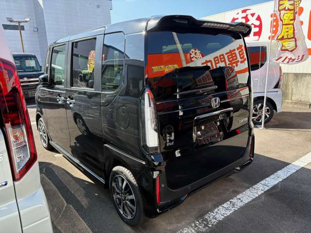 ホンダ Ｎ　ＢＯＸ カスタム ６６０ R8年 (四国) 99