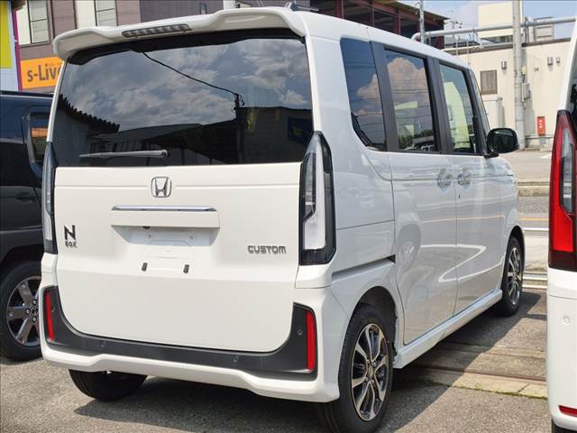 ホンダ Ｎ　ＢＯＸ カスタム ６６０ R8年 (関東) 99