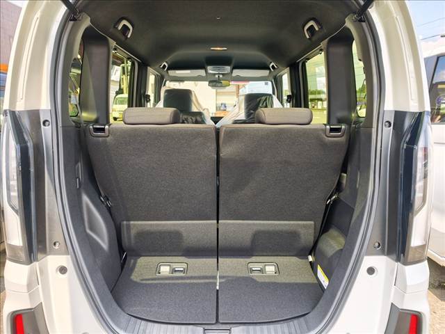 ホンダ Ｎ　ＢＯＸ カスタム ６６０ R8年 (関東) 99