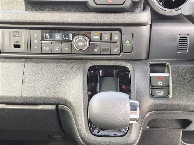ホンダ Ｎ　ＢＯＸ カスタム ６６０ R8年 (関東) 99