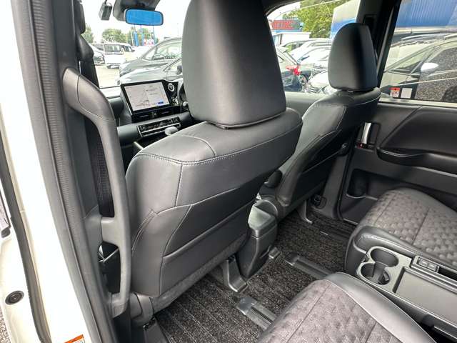 トヨタ ヴォクシー ２．０ Ｓ－Ｚ R5年 (関東) 99