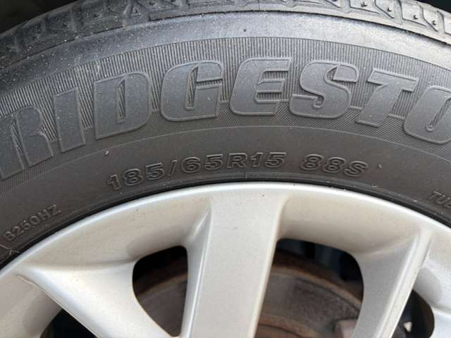 日産 ノート １．２ Ｅ－ＰＯＷＥＲ Ｘ H30年 (近畿) 99