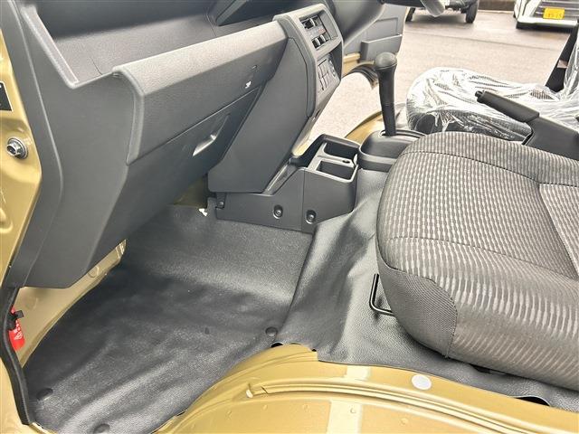 ダイハツ ハイゼットトラック ６６０ ジャンボ エクストラ ３方開 ４ＷＤ R8年 () 99