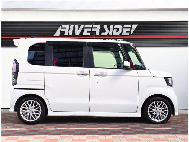 ホンダ Ｎ　ＢＯＸ カスタム ６６０ Ｌ ターボ R4年 () 99