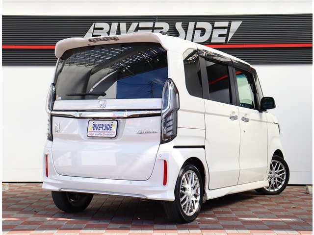 ホンダ Ｎ　ＢＯＸ カスタム ６６０ Ｌ ターボ R4年 () 99
