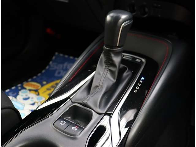 トヨタ カローラスポーツ　ハイブリッド １．８ ハイブリッド Ｇ Ｚ R4年 () 99