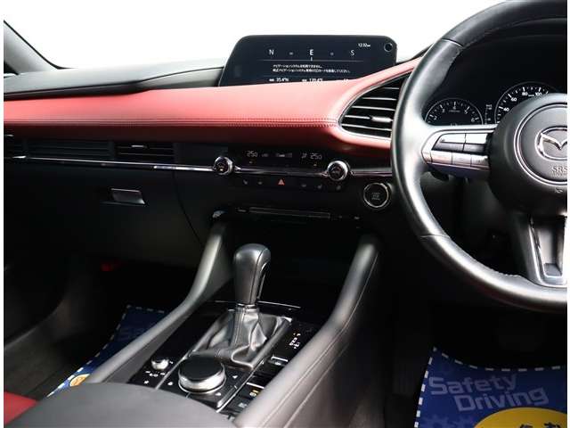 マツダ ＭＡＺＤＡ３　ファストバック ２．０ ２０Ｓ バーガンディ セレクション R2年 () 99