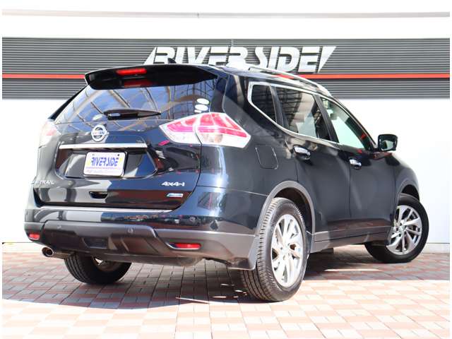 日産 エクストレイル ２．０ ２０ＸＴ エマージェンシーブレーキパッケージ ３列車 ４ＷＤ H28年 () 99