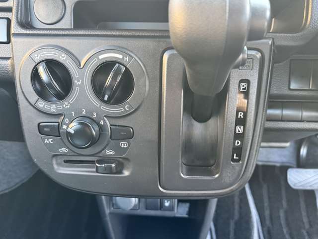 マツダ キャロル ６６０ Ｃ R8年 (関東) 99