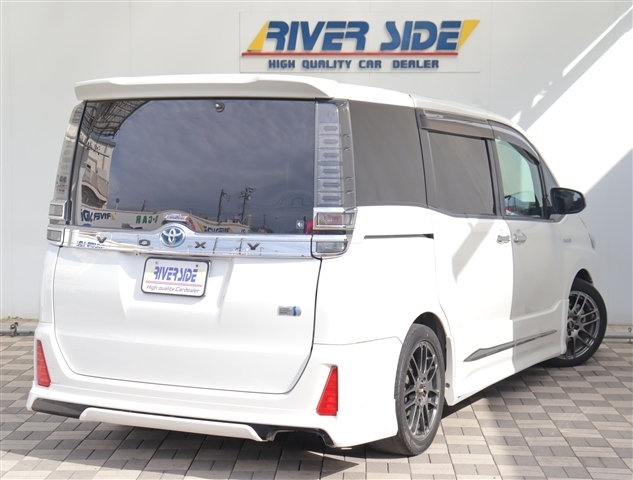 トヨタ ヴォクシー １．８ ハイブリッド ＺＳ H29年 () 99