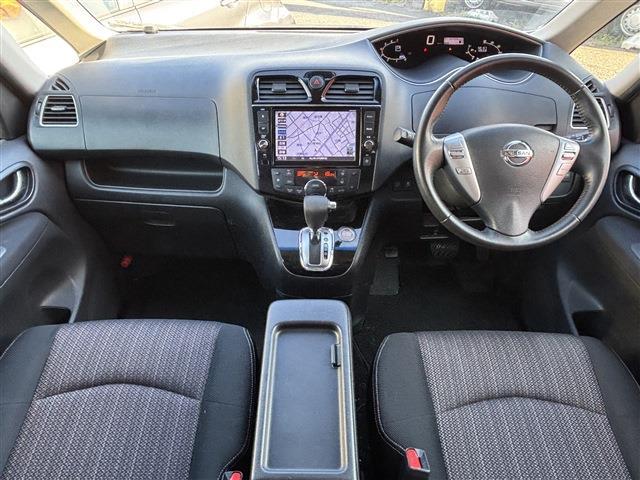 日産 セレナ ２．０ ハイウェイスター Ｖセレクション＋ＳＡＦＥＴＹＩＩ Ｓ－ＨＹＢＲＩＤ H27年 (東海) 99