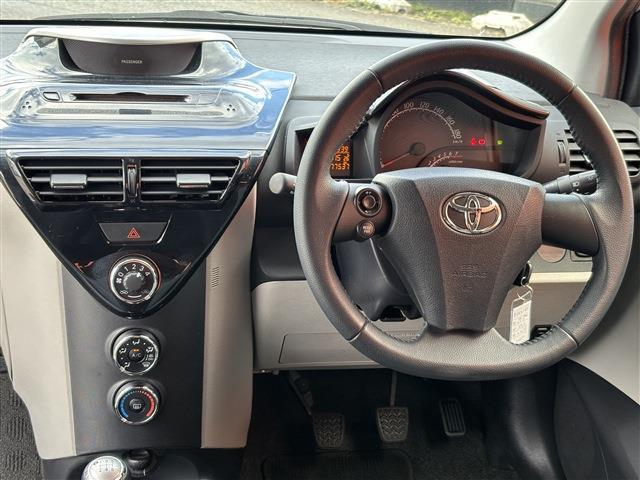 トヨタ ｉＱ １．３ １３０Ｇ ＭＴ H27年 (東海) 99