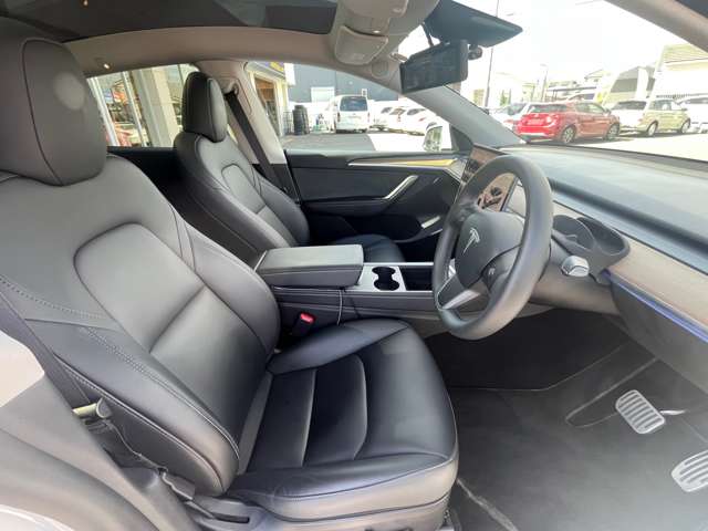 テスラ モデルＹ ＲＷＤ R4年 (東海) 99