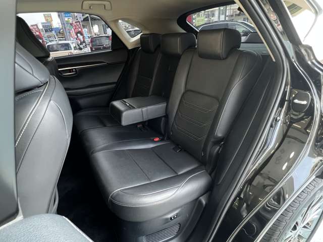 レクサス ＮＸ２００ｔ ２００Ｔ バージョンＬ ４ＷＤ H26年 (東海) 99
